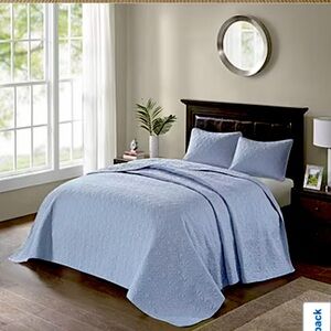 Mansfield Reversible Oversized 3-piece Solid Texture Bedspread Quilt